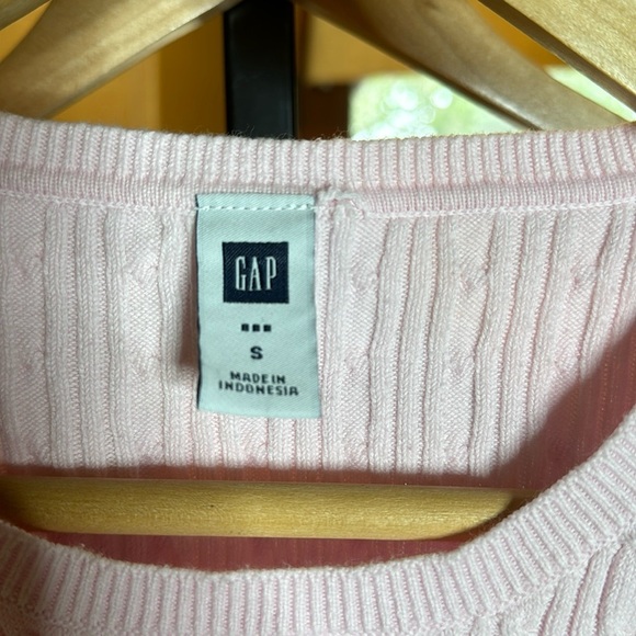 Gap Light Pink Cable Knit Top Size Small - Picture 2 of 3